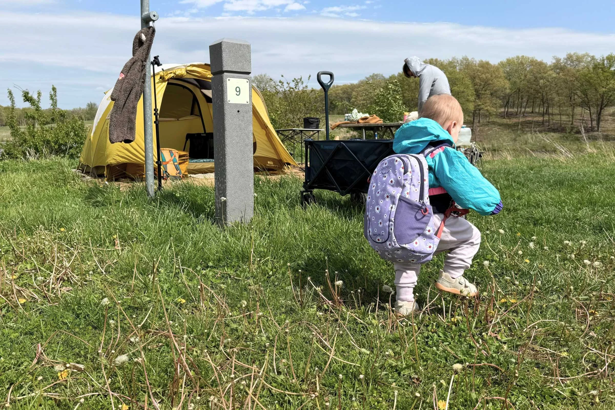 Erica’s daughter AJ roams the campsite wearing her Osprey Daylite Jr. Pack. Photo courtesy Erica Zazo