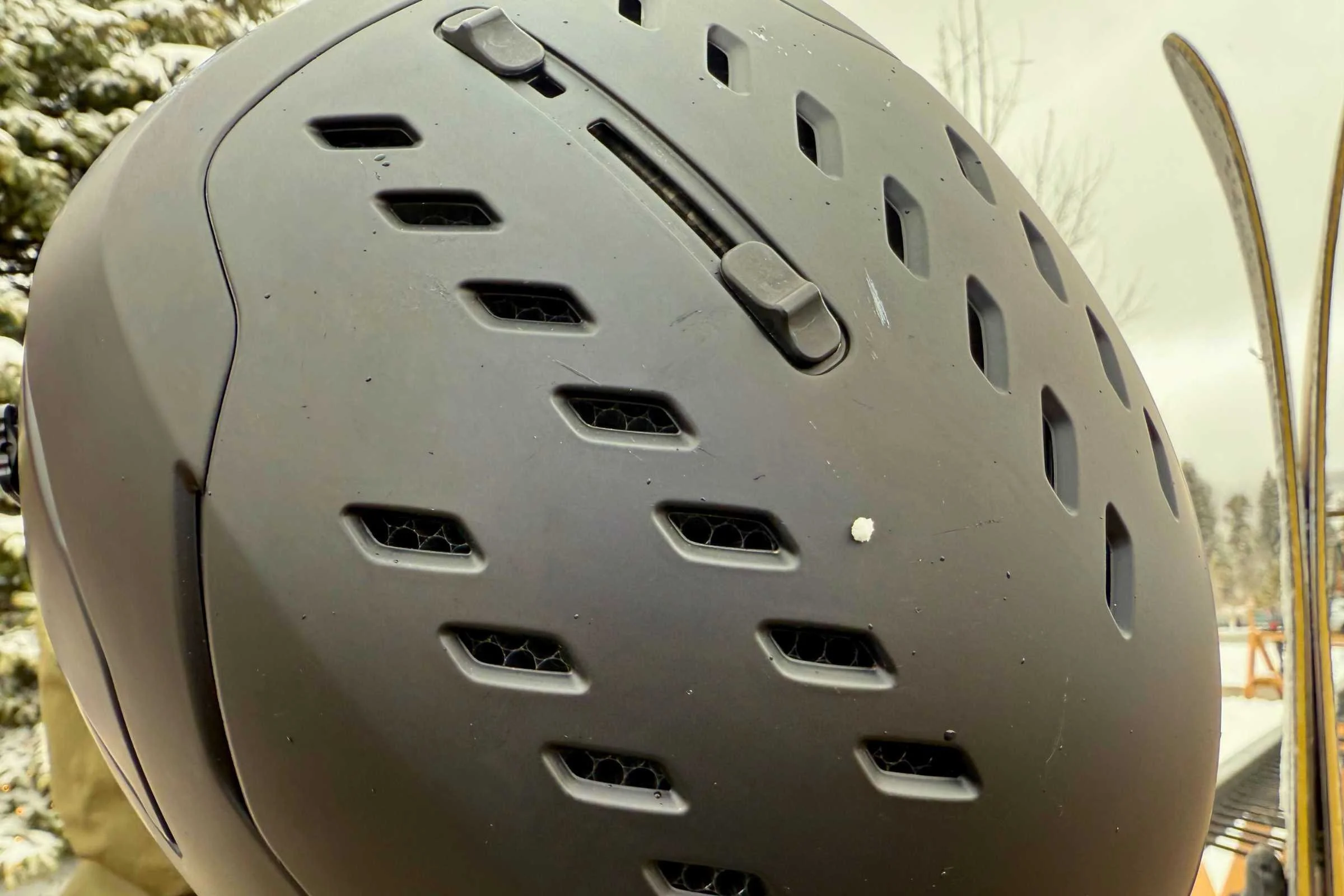 If you look closely, you can see the small cylindrical chambers inside the vents that make up the Koroyd impact protection structure.