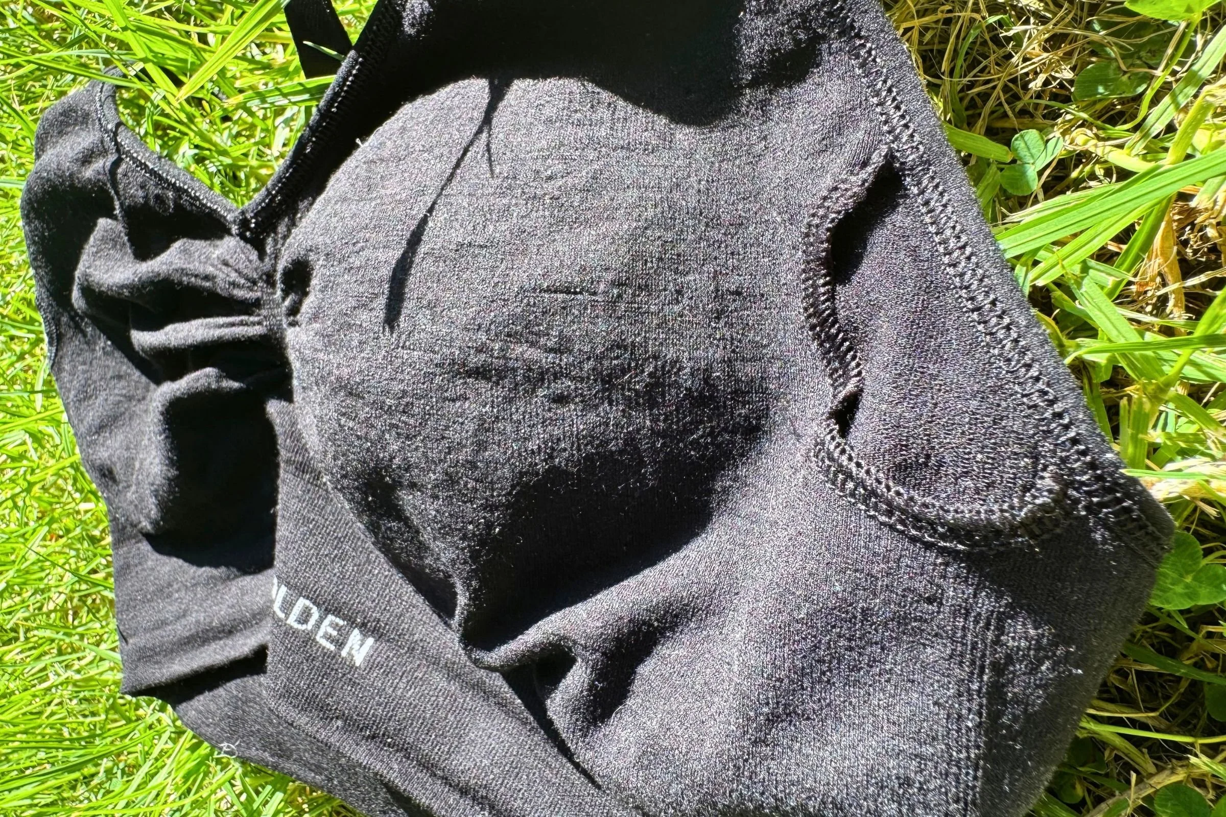 A closeup of the Branwyn Essential Supreme bra's pad pocket opening.