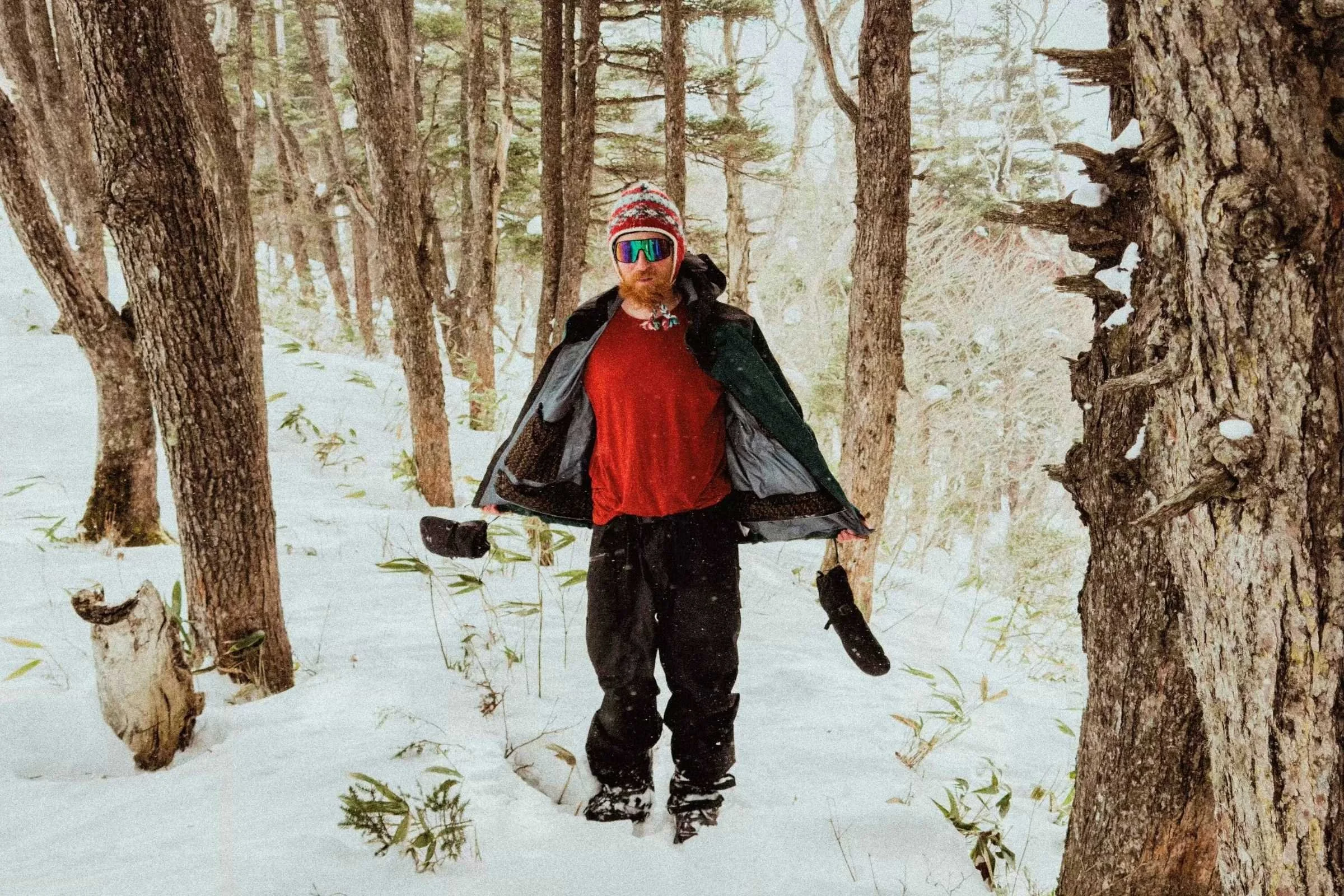 We love the minimal powder skirt design on the PowSlayer jacket. Photo by Jacob Callaghan.