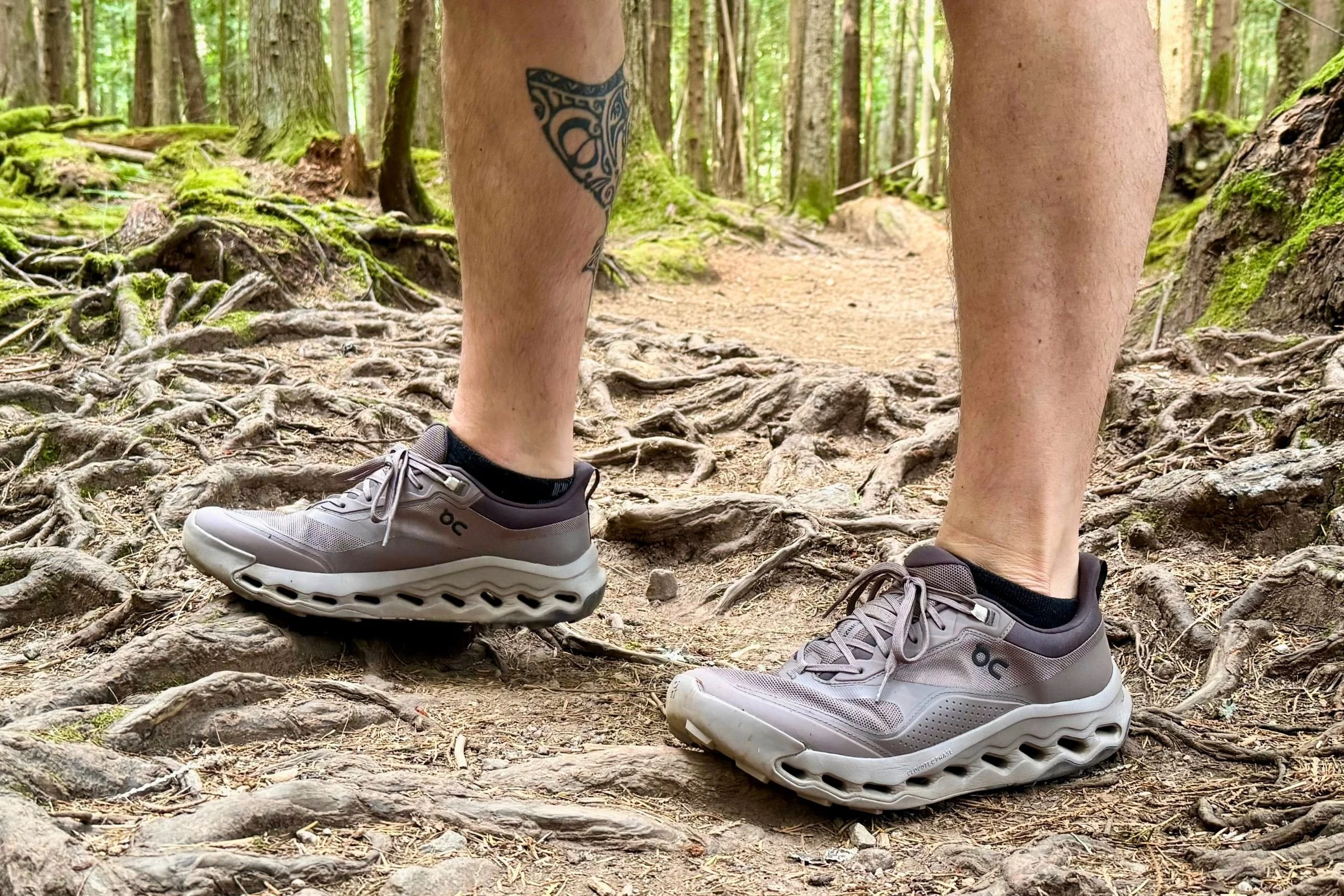 Mesh through the forefoot helps with breathability.