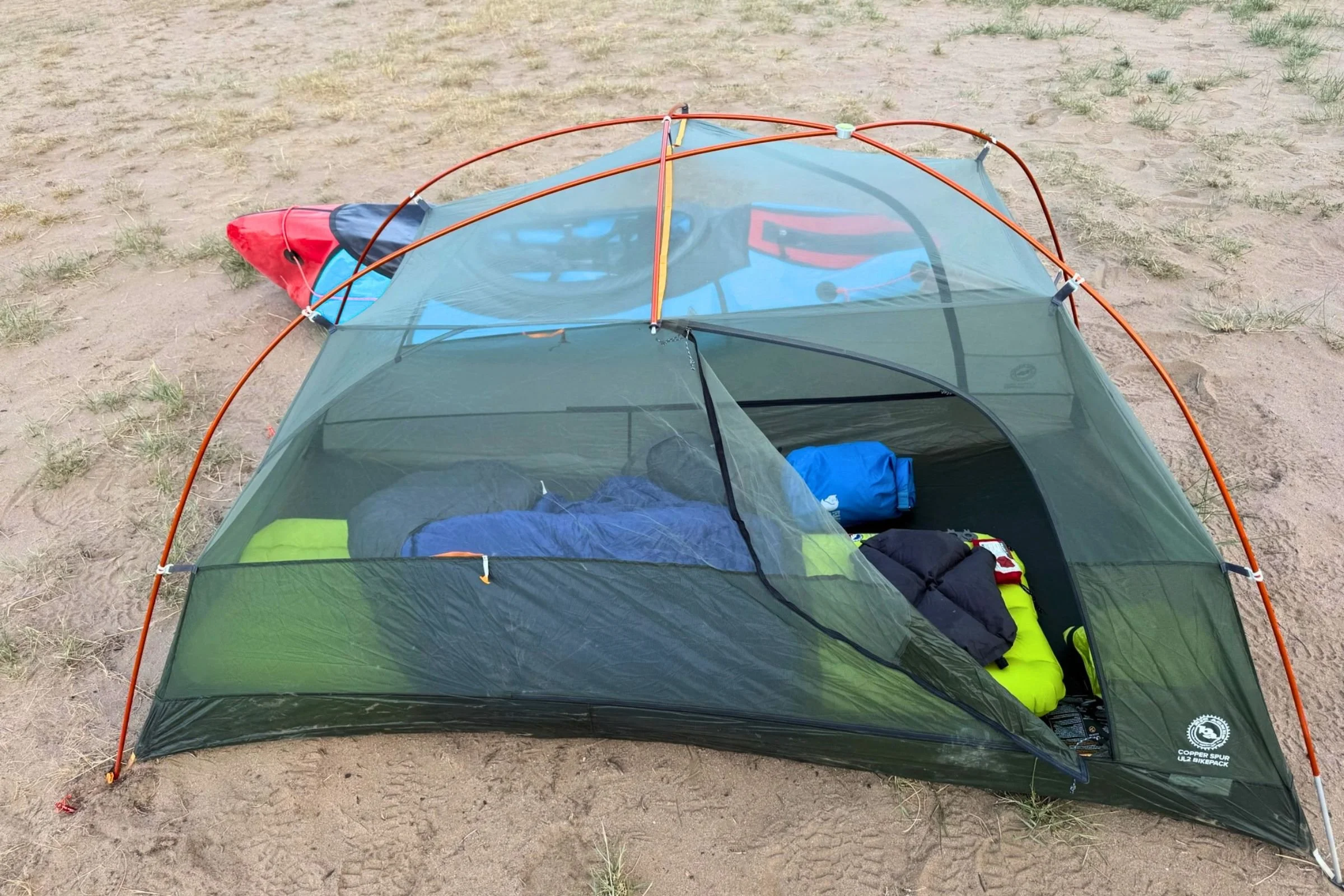 With its largely mesh tent body, the Copper Spur Bikepack is ideal for stargazing for those who want to cowboy camp yet not be nattered by bugs.