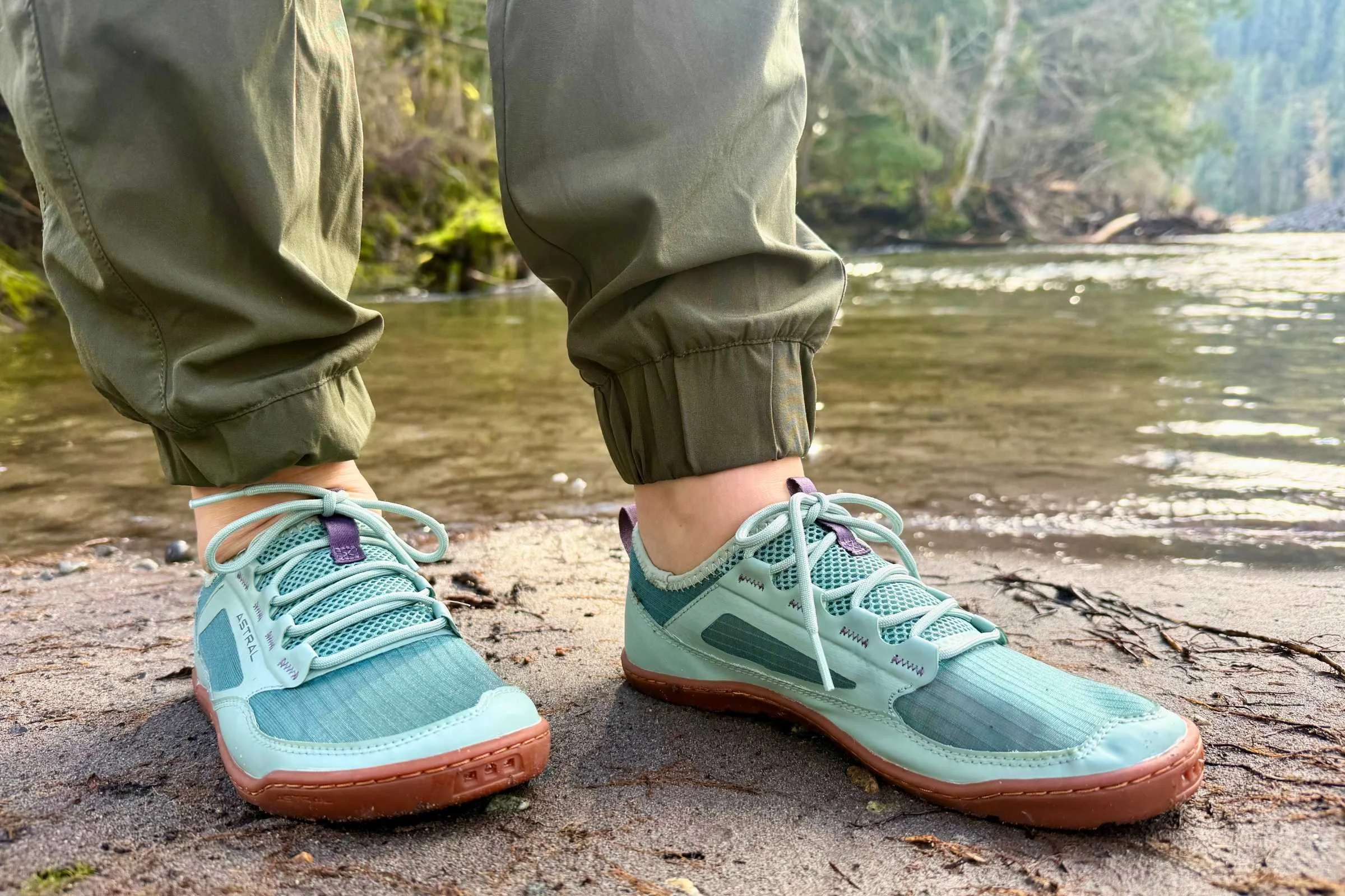 Snug ankle collar helps keep sand and silt from sneaking into the shoe. Photo by Steve Redmond