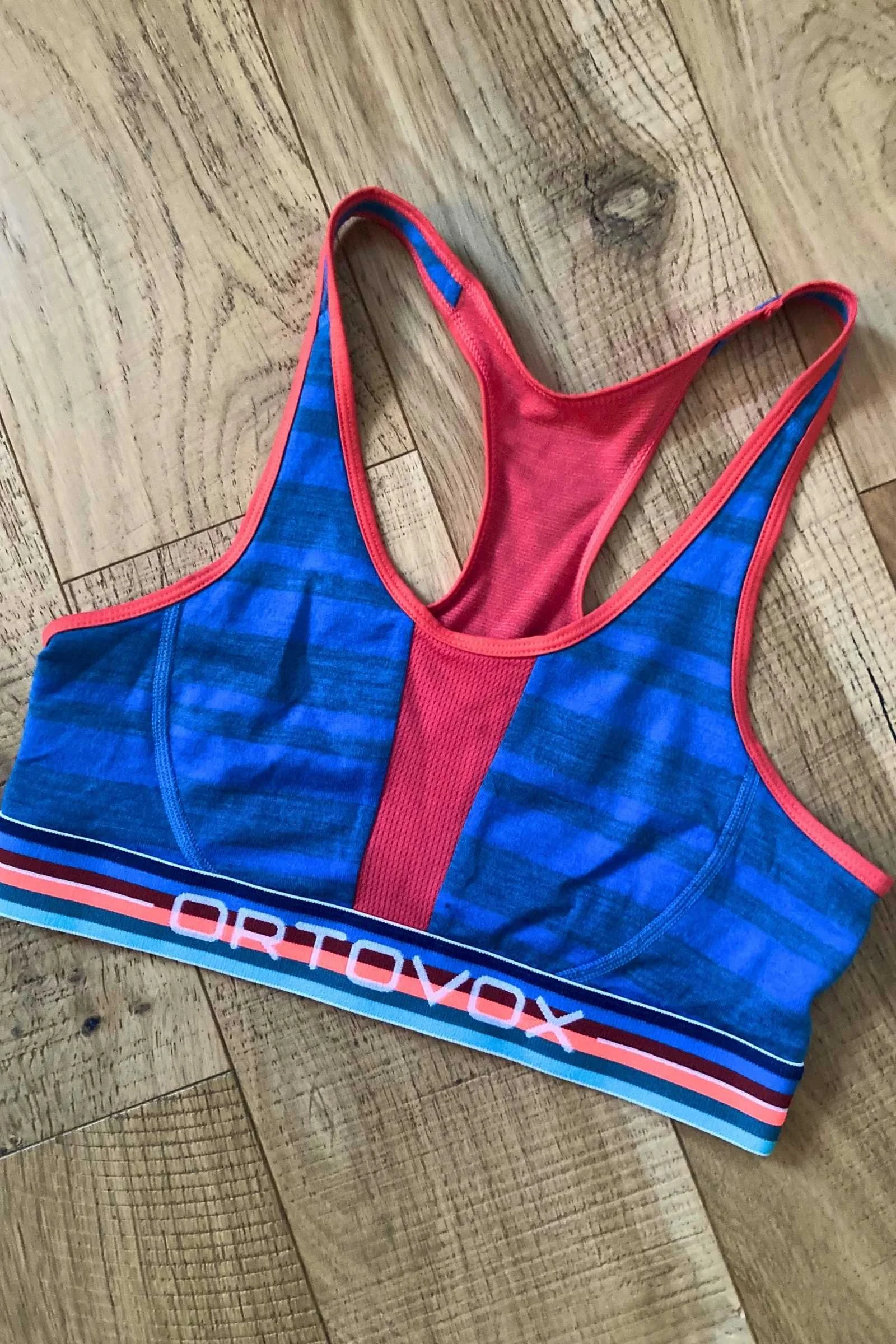 The Ortovox Rock ‘n’ Wool Sports bra is made of wool and designed for multi-day activities. Most people find that no one sports bra will work for all activities, so choose the sports bra based on what you intend to do in it and features you need.
