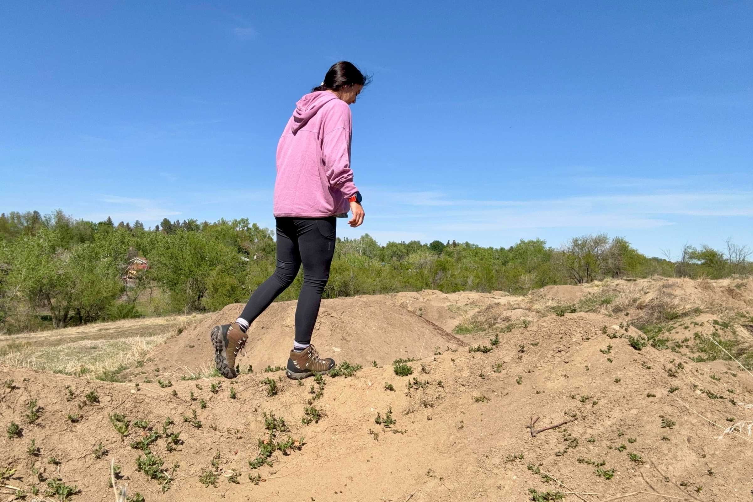 Navigating an Easy Hike in Colorado in the Oboz Bridger Mid Waterproof hiking boots.
