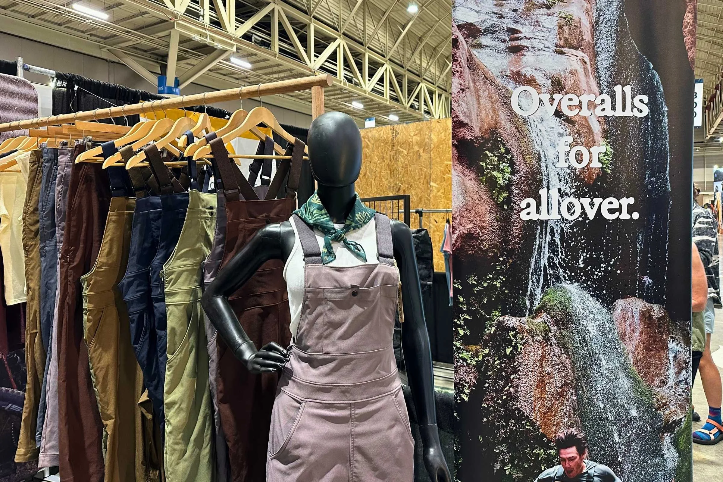 Women-Owned Brands Allover Apparel — New Gear We Saw at Switchback