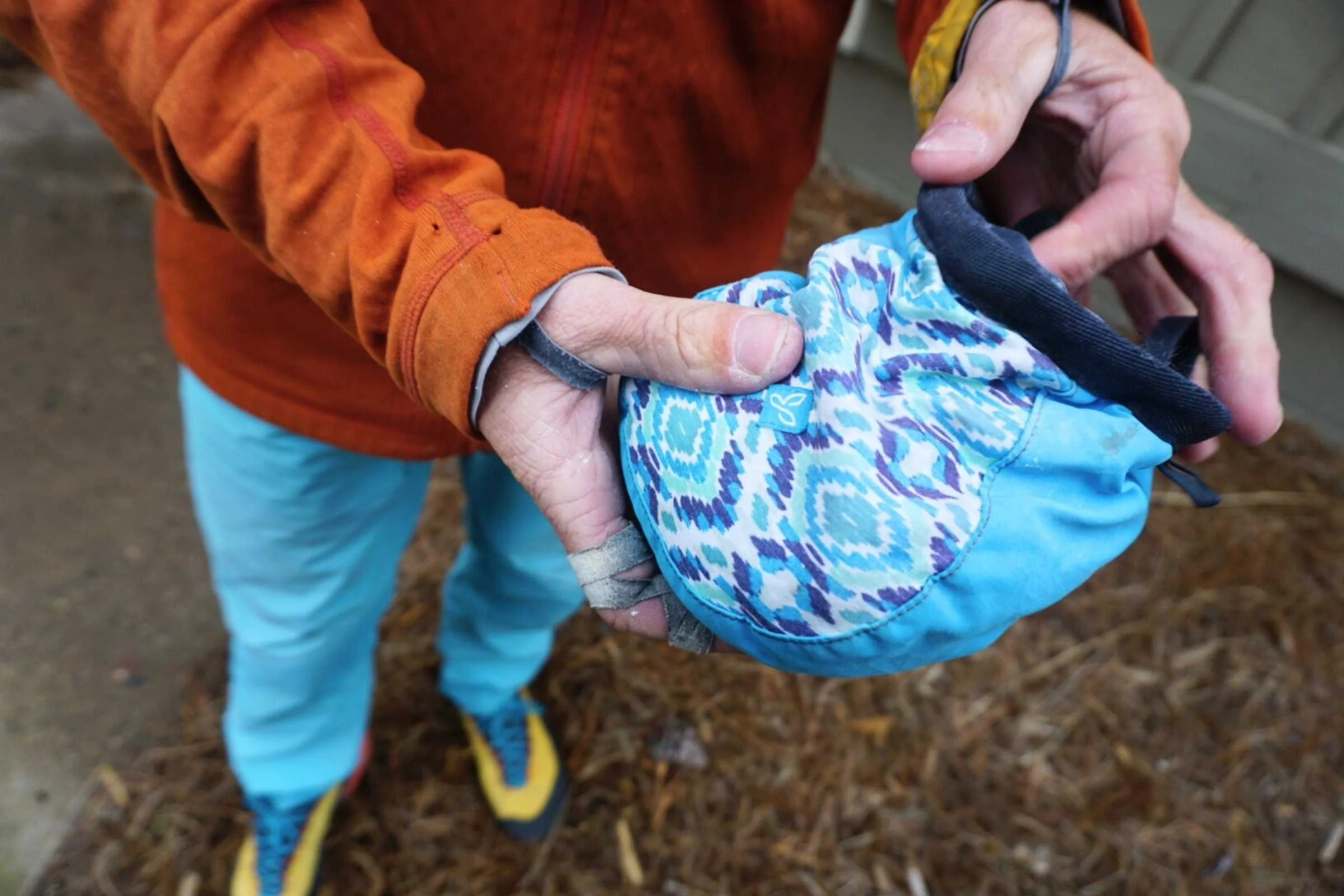 The Prana Graphic Chalk Bag is similar to the Prana Chalk bag with more colorful designs.