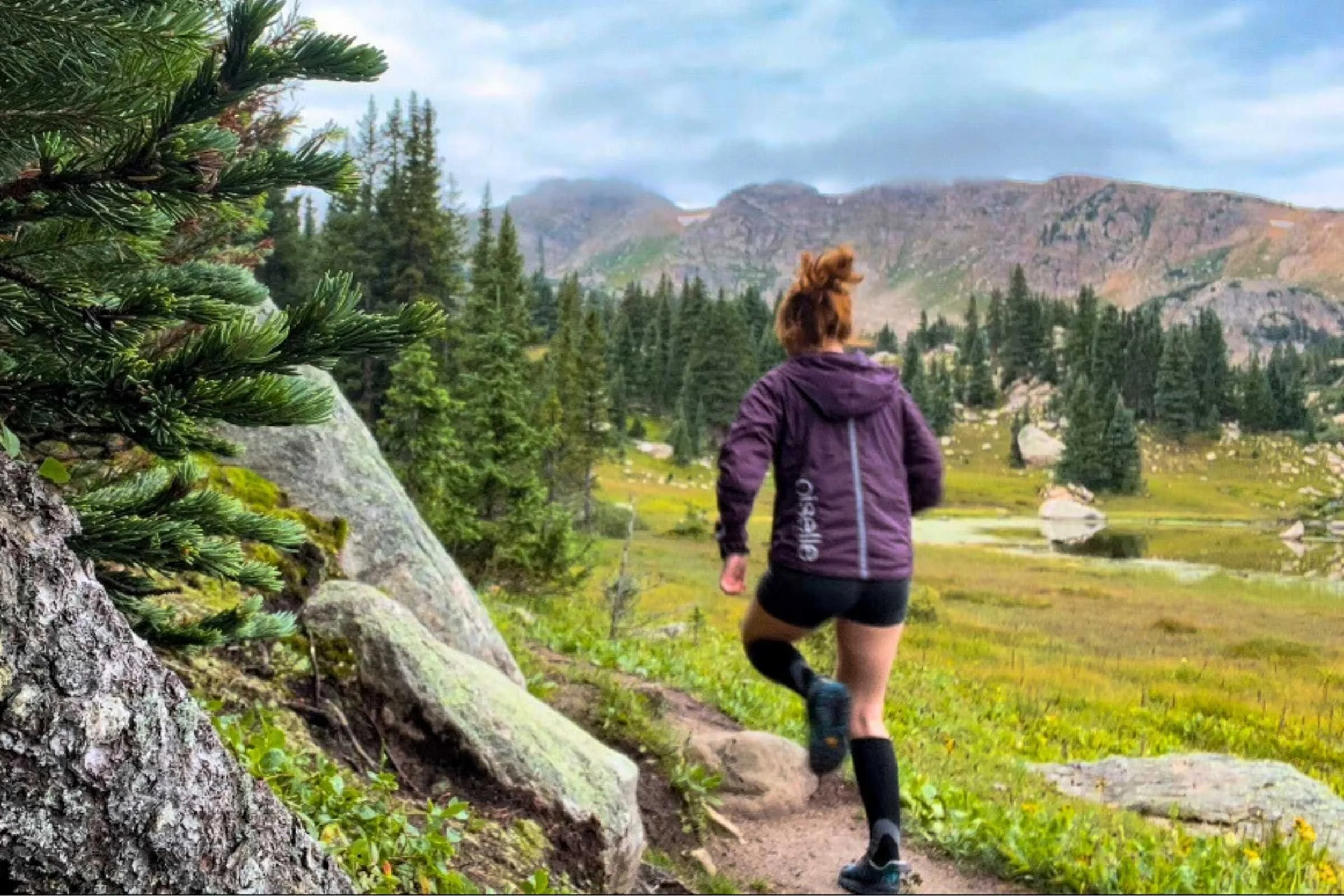 The Oiselle Reflective Vim has a stripe of reflective detailing down the back for those who will be running in the dark.