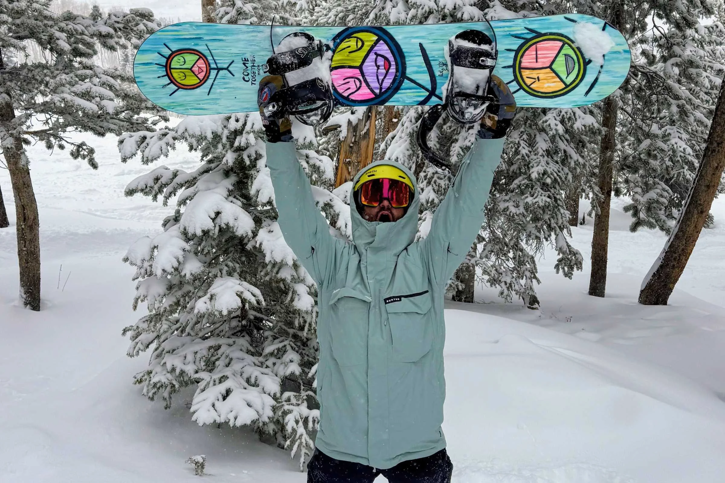 Snowboarder in challenging weather showing jacket weather protection with the Burton Covert