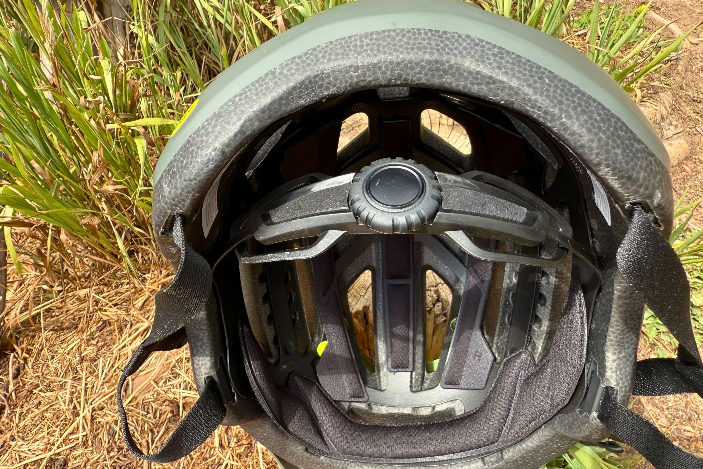 The Giro Fixture Mips II has a click dial with a wide range on this one-size-fits-most helmet.