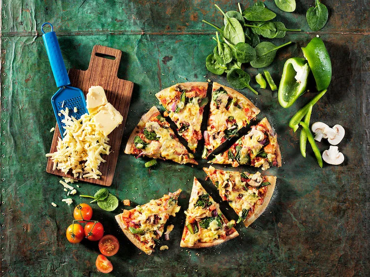 Resized - DOMINOS NZ-VEGAN-MOZZARELLA-PIZZA .jpg