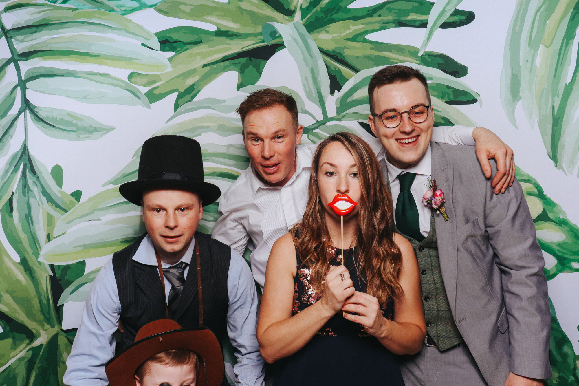 photo-booth-Kingscote-Barn-Tetbury-Gloucestershire 25.jpg