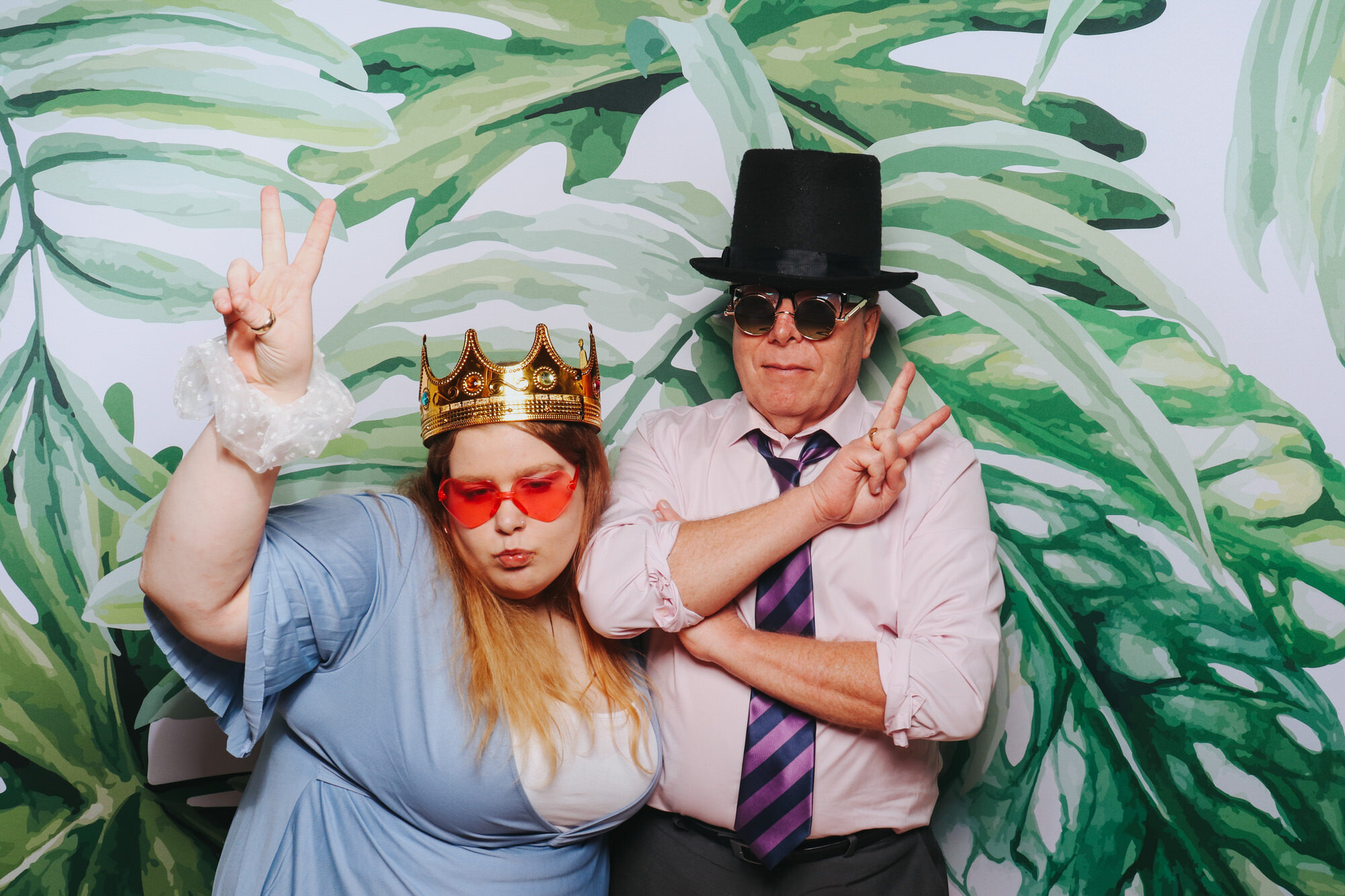 photo-booth-Kingscote-Barn-Tetbury-Gloucestershire 100.jpg