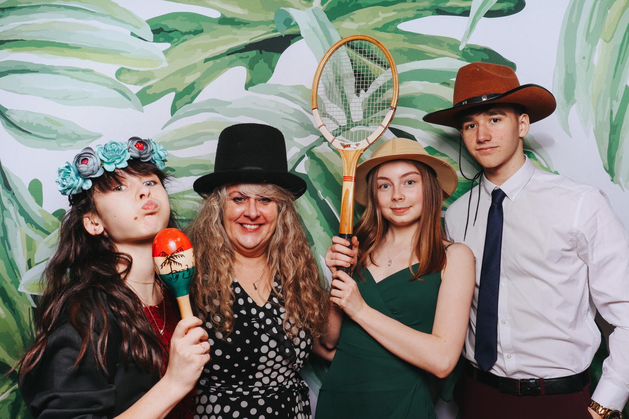 photo-booth-Kingscote-Barn-Tetbury-Gloucestershire 127.jpg