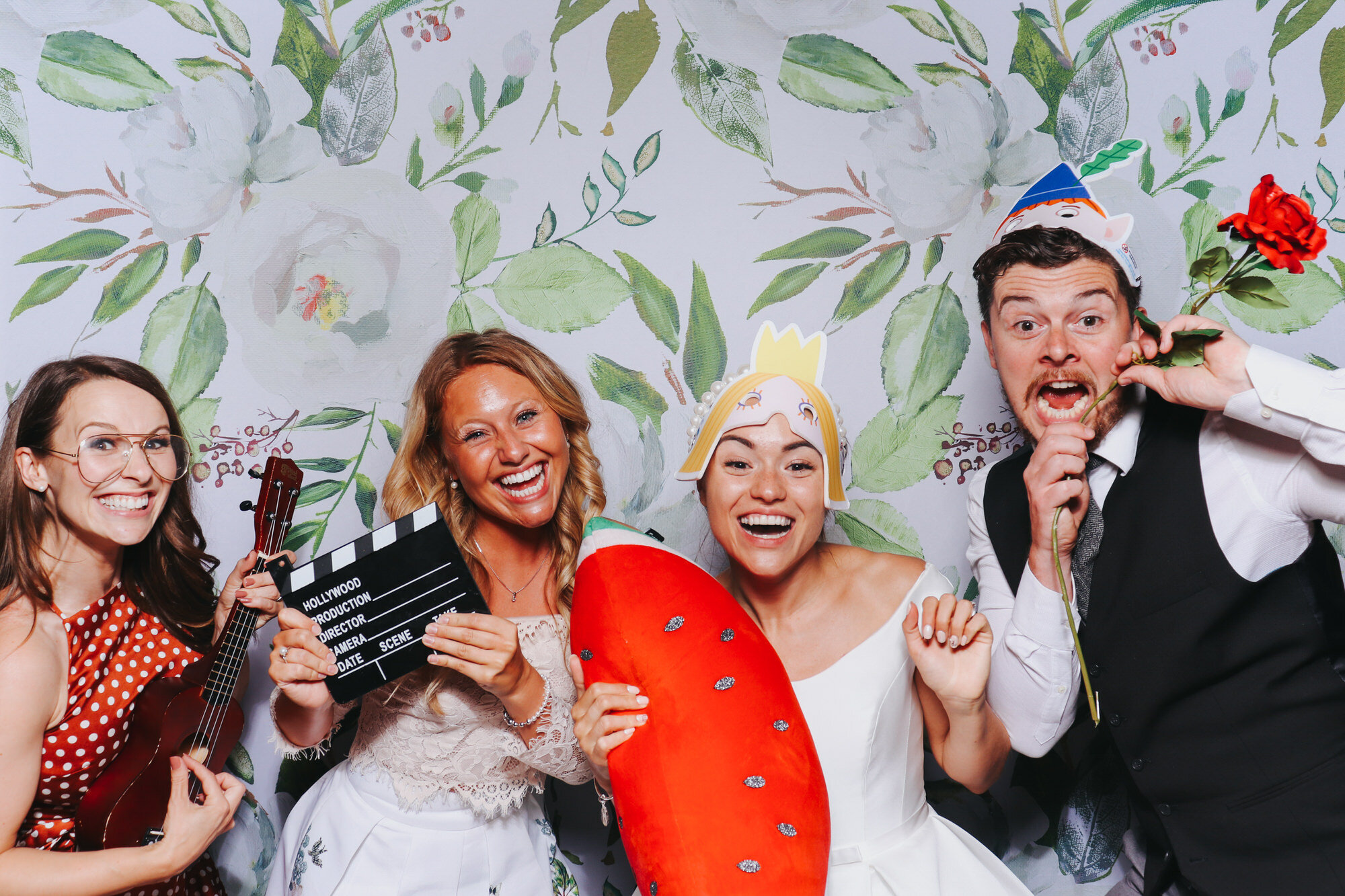 photo-booth-cripps-barn-cirencester-gloucestershire 21.jpg