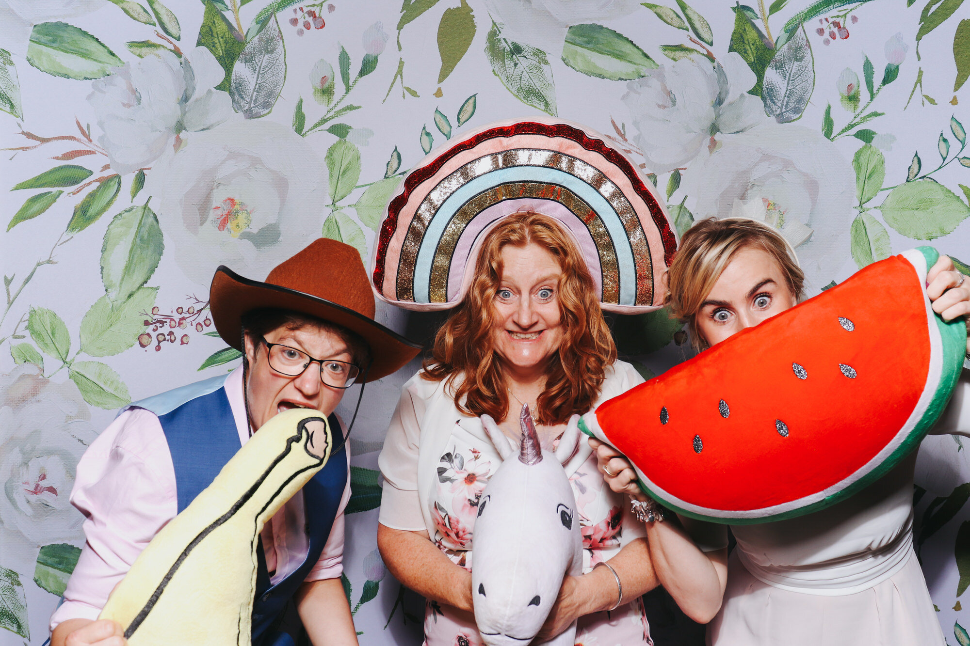 photo-booth-cripps-barn-cirencester-gloucestershire 34.jpg