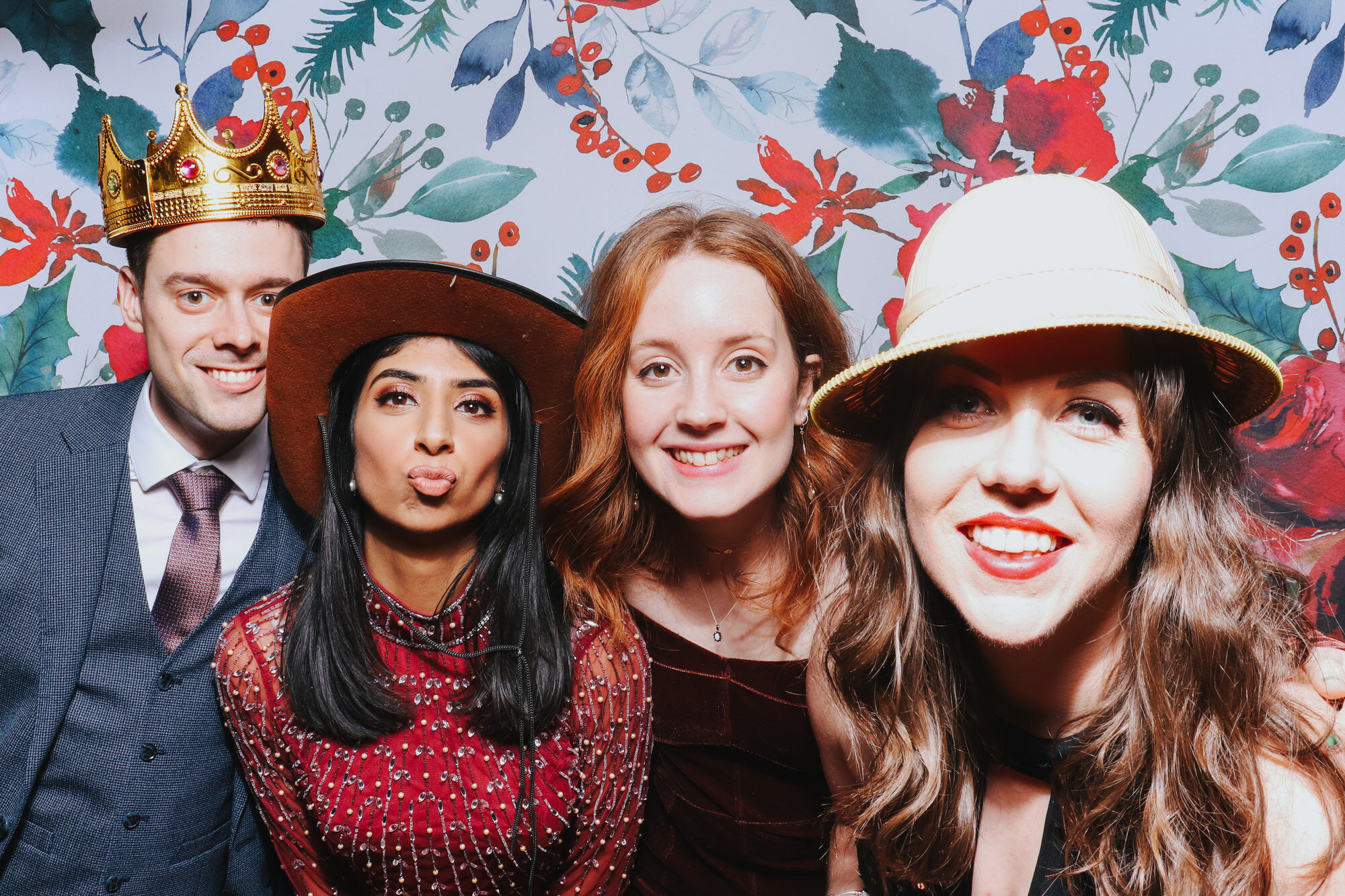 photo-booth-slaughters-house-manor-gloucestershire 2.jpg