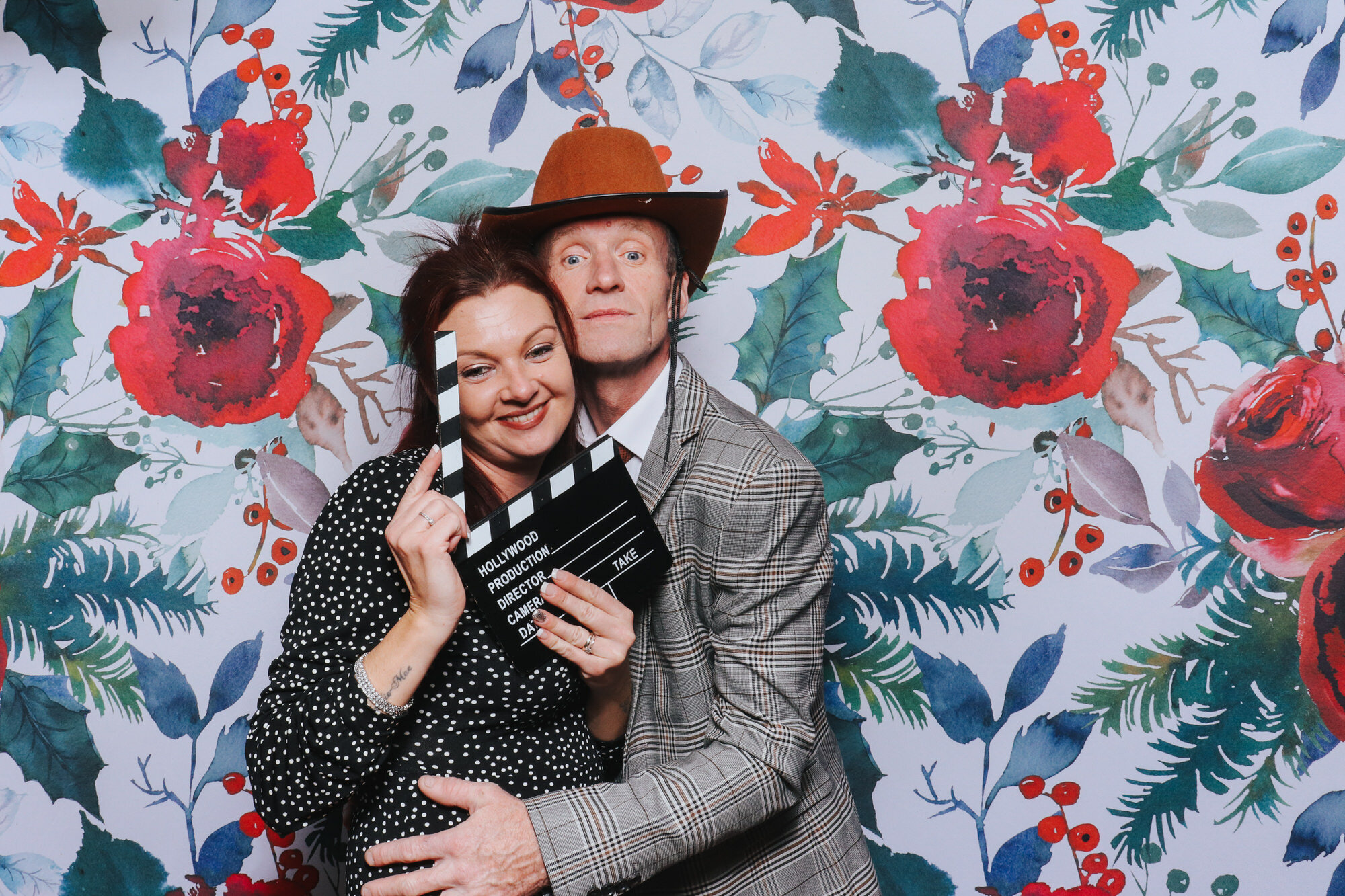 photo-booth-slaughters-house-manor-gloucestershire 9.jpg