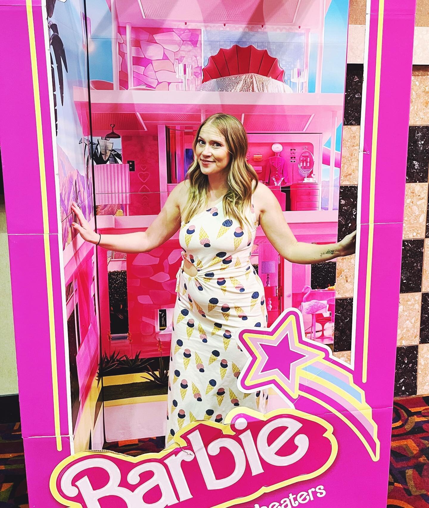 I realized that I didn&rsquo;t have any pink me made items so I went for one of my favorite and super fun dresses. I love the #theresepattern from @swimstylepatterns I think I need an all pink version now. 
#memade #barbie #barbiemovie