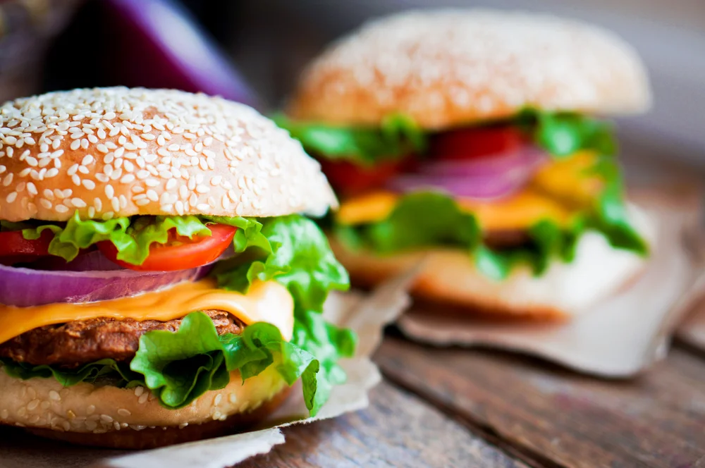 Broken-Hill-Musicians-Club-burgers.jpg