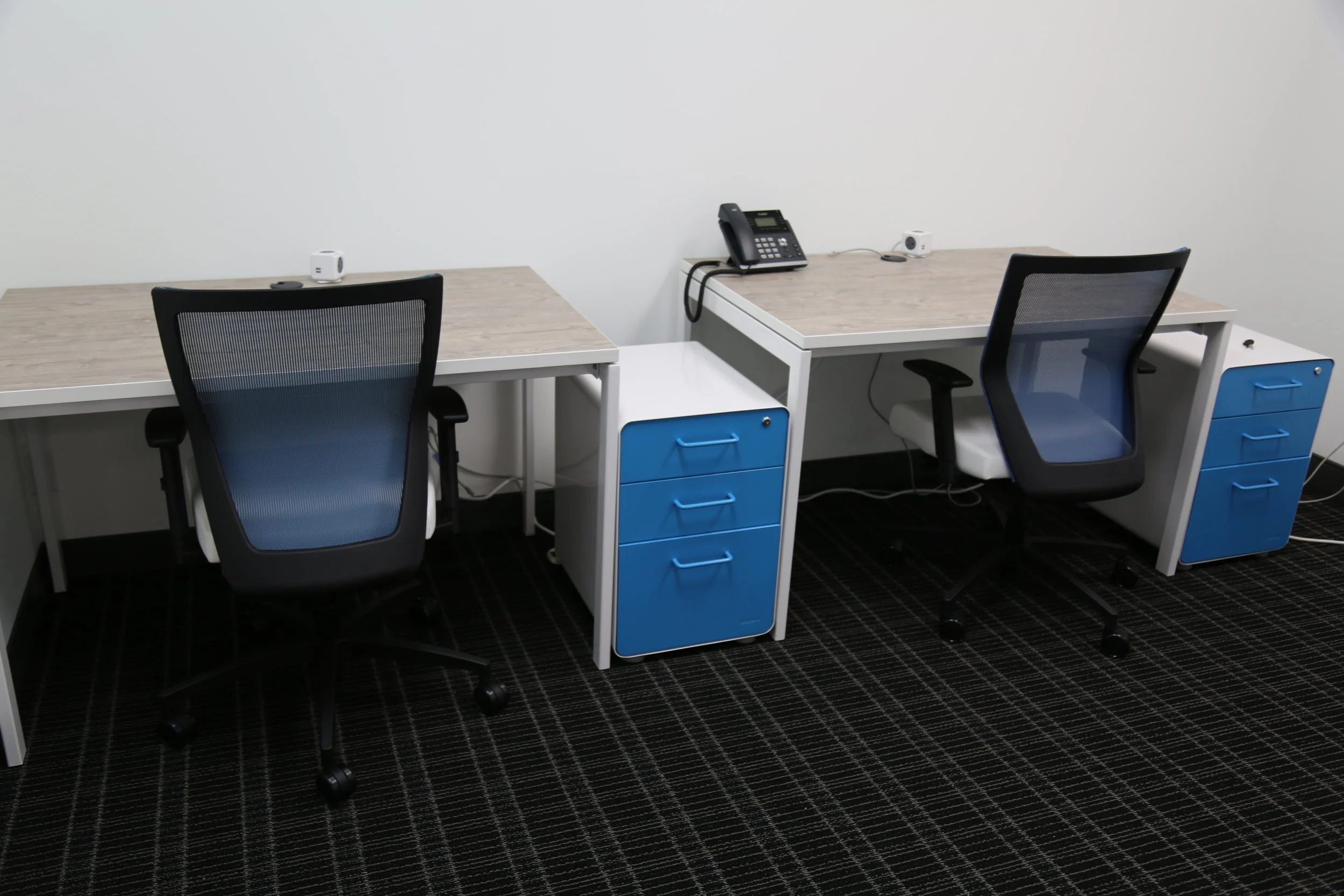Trilogy_small desk1.JPG