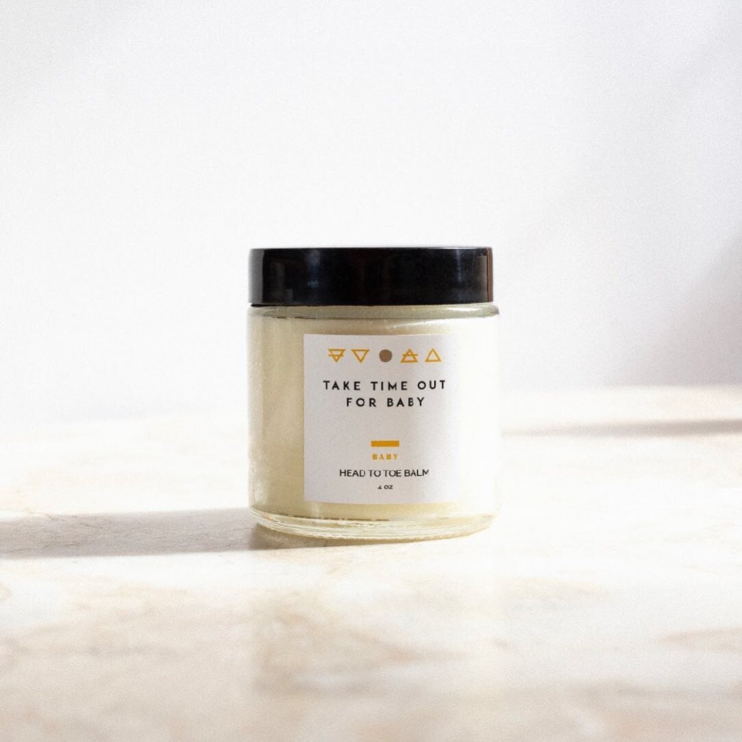 Oh Baby! 
The beloved and quick to become a classic formulation and lusted after by Mamas and babes alike! 🌟
Head To Toe Baby is an all purpose plant based balm for all your babes new skin needs. Excellent for post bath and bed time + baby massage r