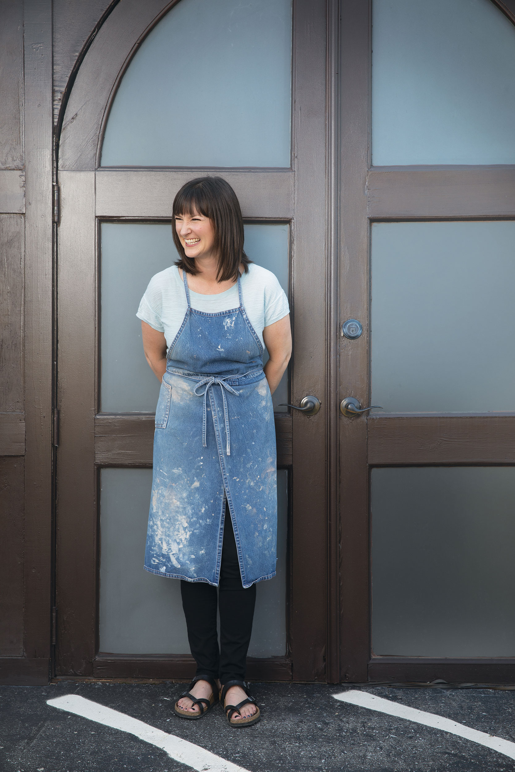 Melodie-Grace_0089-front-of-doors.jpg