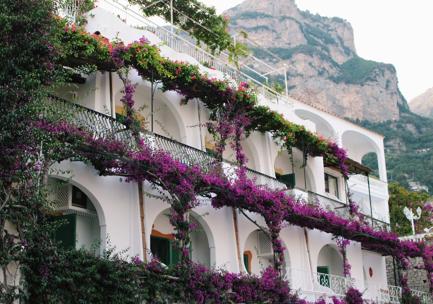 travel+Amalfi+coast+Italy+Positano+vacation+blog+blogger+fashion+style+food+outfit+ootd+Nikki+acuna-2.jpeg