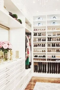 closet2.jpg