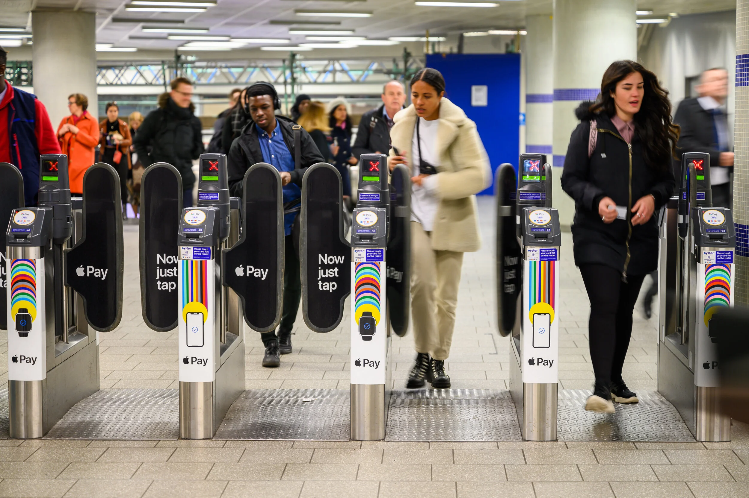 27-01-20 Apple - King's Cross 4.jpg