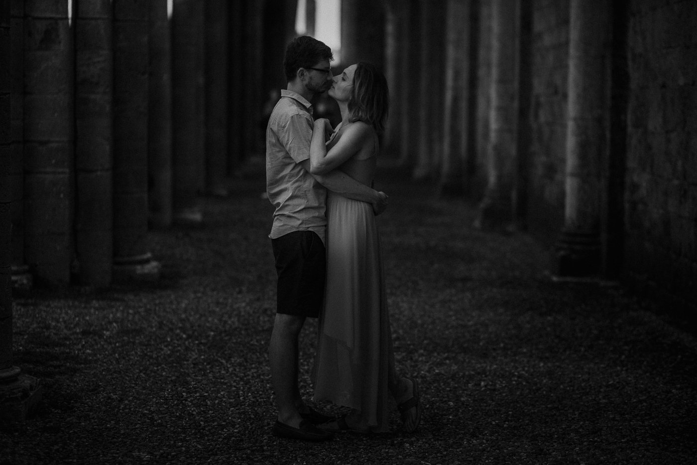 pre-wedding-photography-tuscany-8.jpg