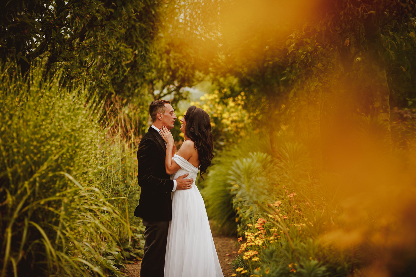 loseley-park-wedding-photography-21.jpg