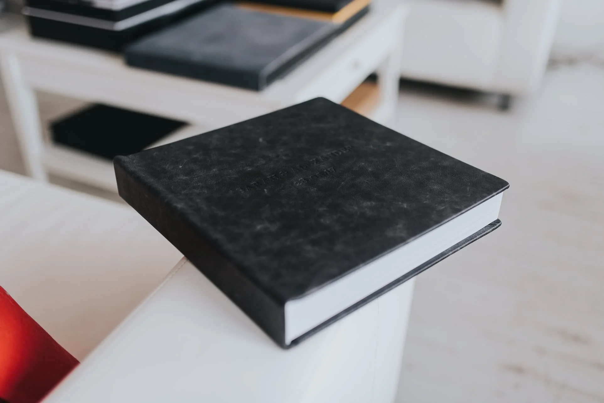 Tuscany Leather Album