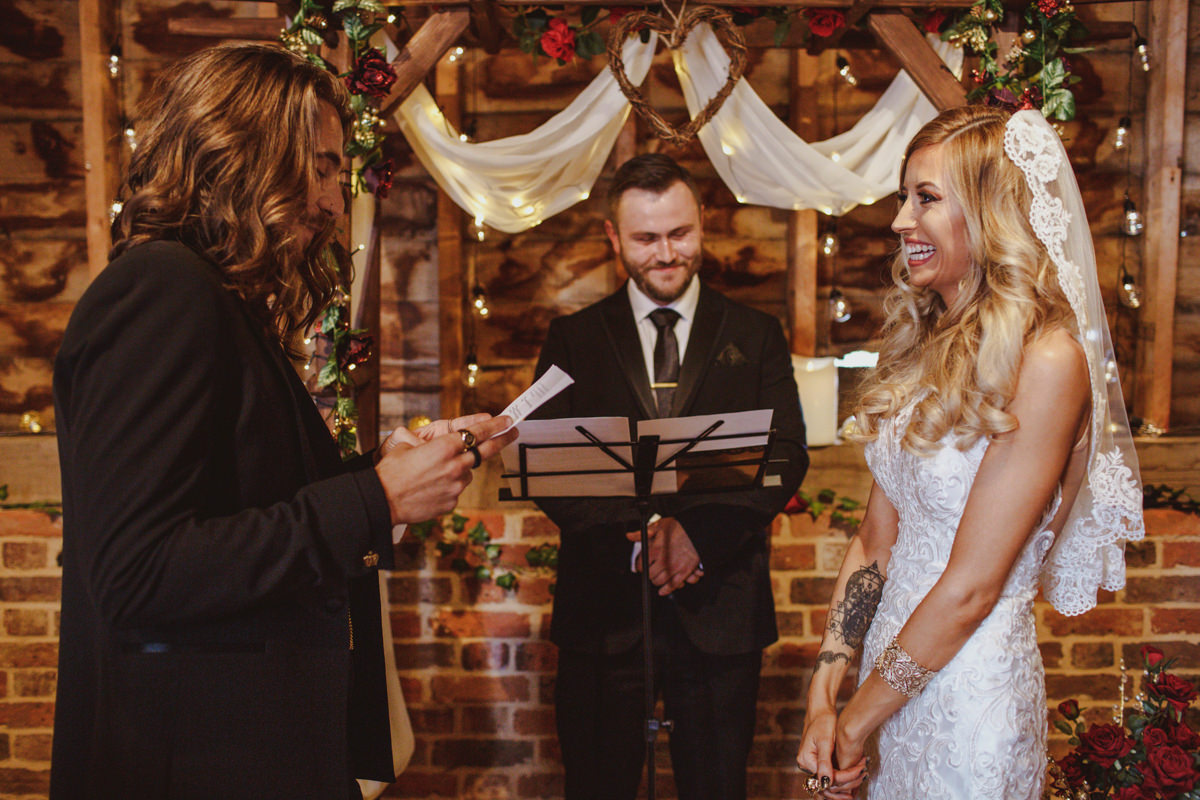 alternative-wedding-photographer-motiejus-23.jpg