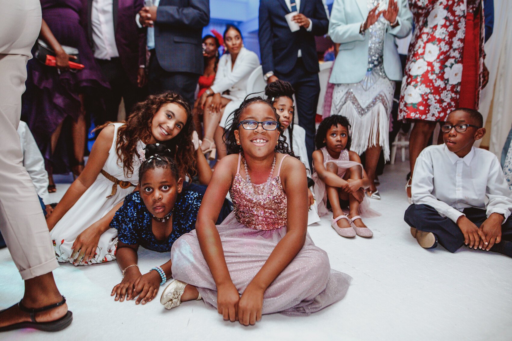  A fun and lovely destination wedding in London city is a beautiful story of love and commitment. Photographed by Destination Wedding Photographer Motiejus. 