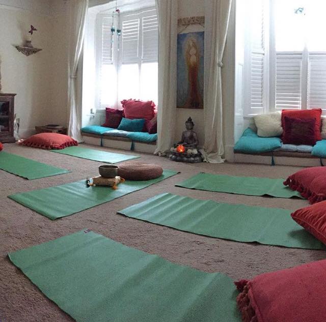 Embodying-the-elements-yoga-retreat-07.jpg