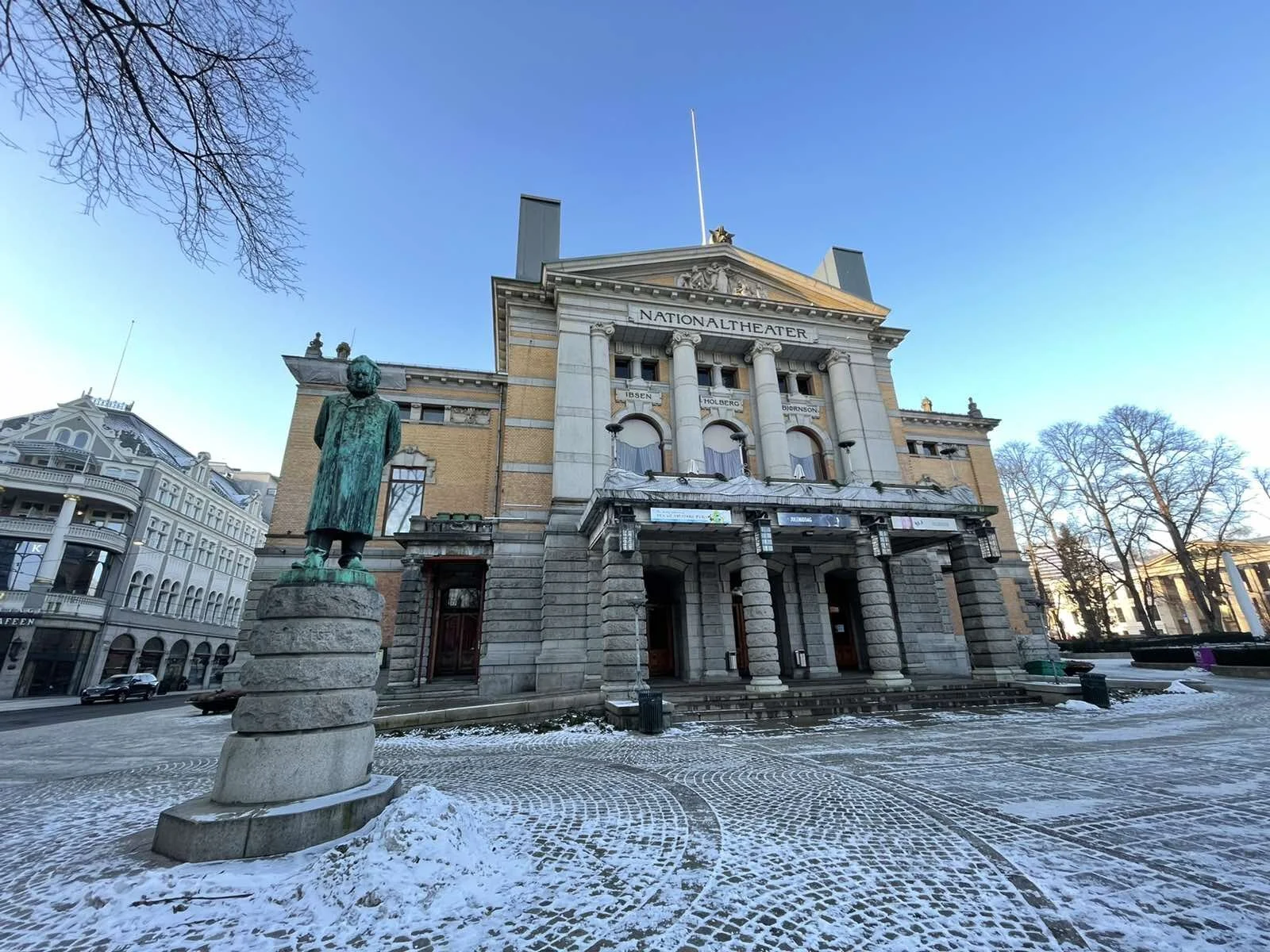 Oslo sentrum med Henrik Ibsen