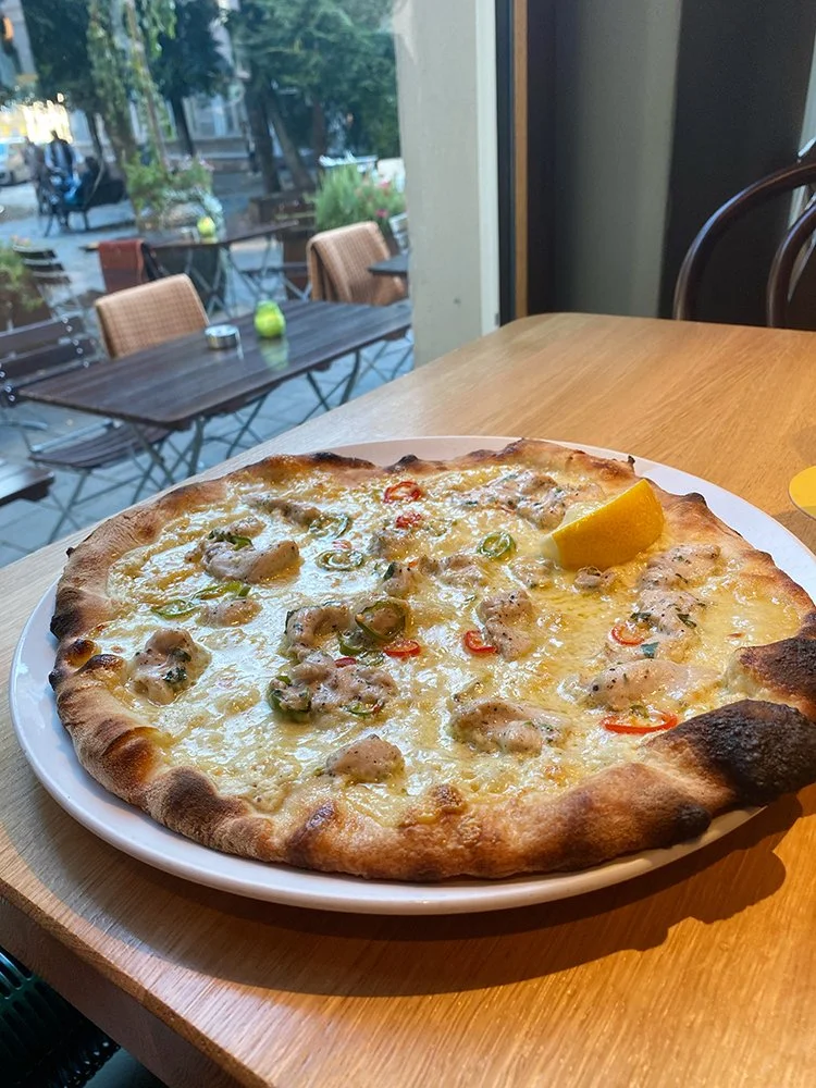 Restaurant Apostrophe: Pizza og omakase