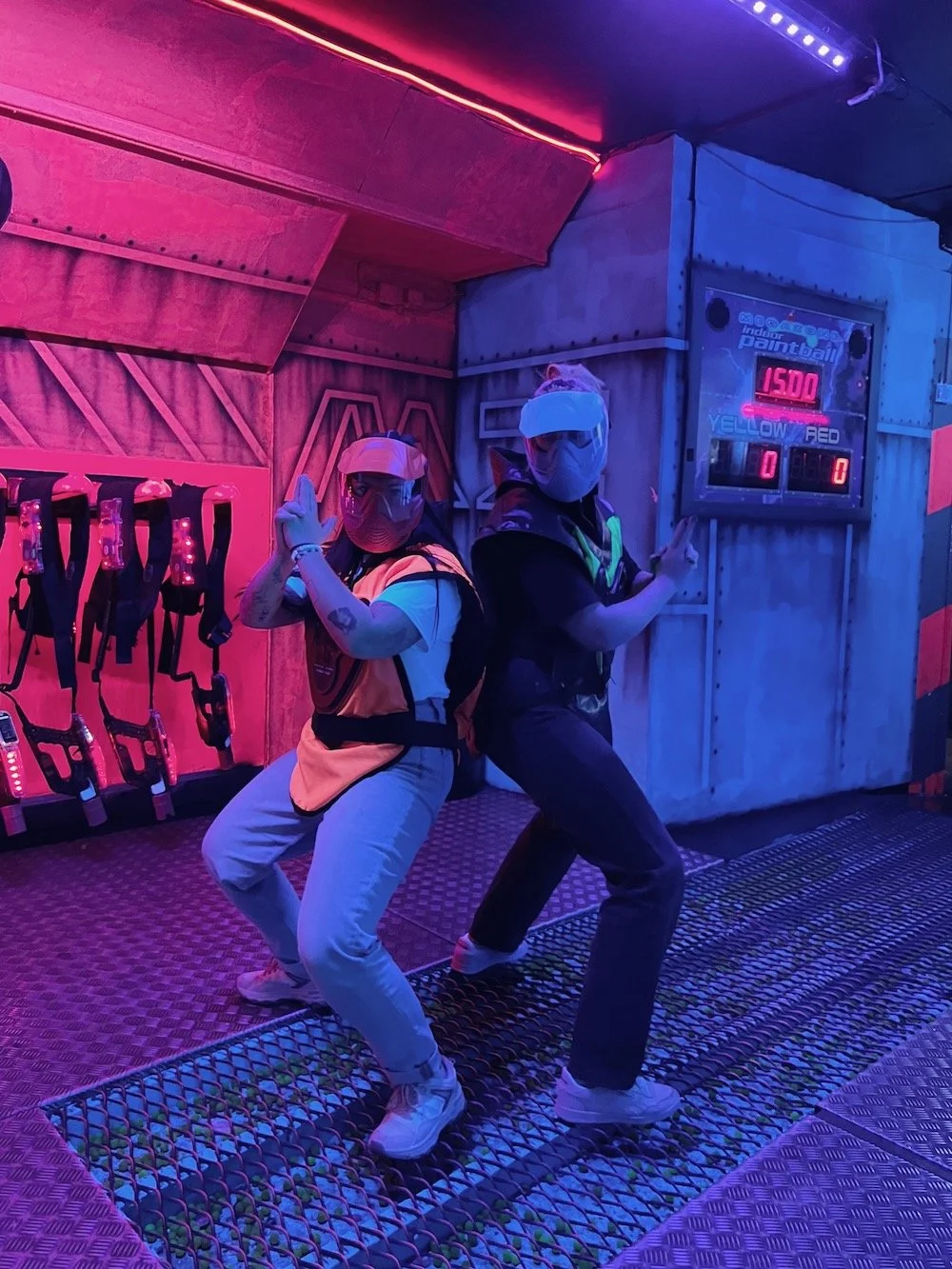 Megazone &amp; Fjellstua: Innendørs paintball, laserspill, escape games og streetcurling