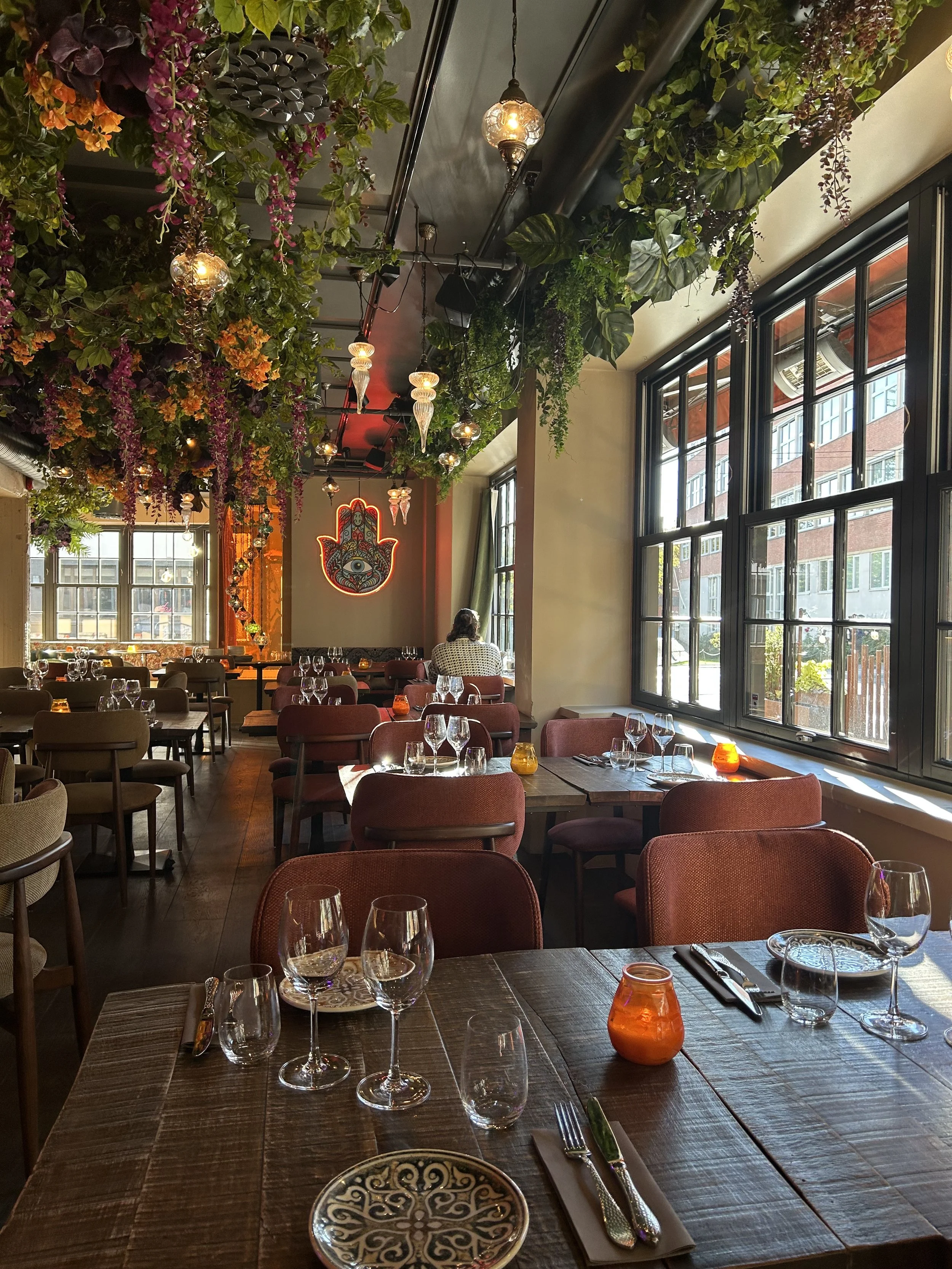 Hummus &amp; Wine: En smaksreise gjennom Midtøsten