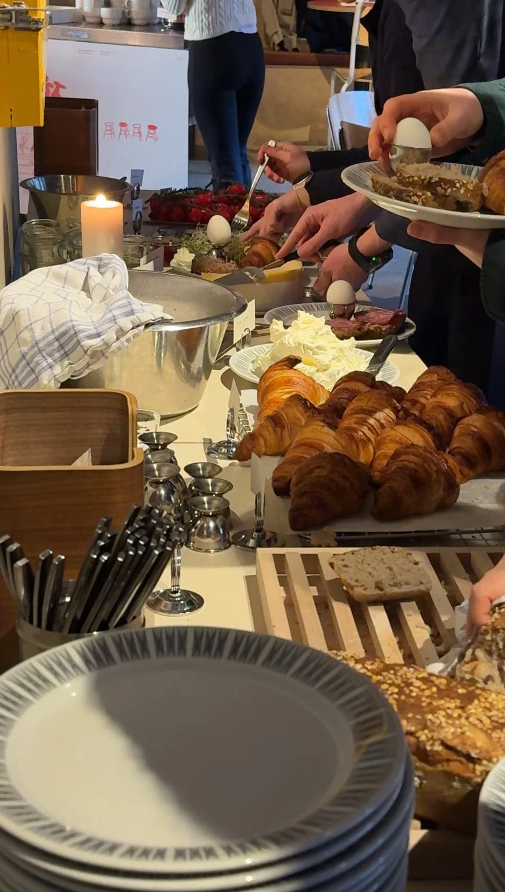 Pust Kaffebar: Buffet for frokostelskere
