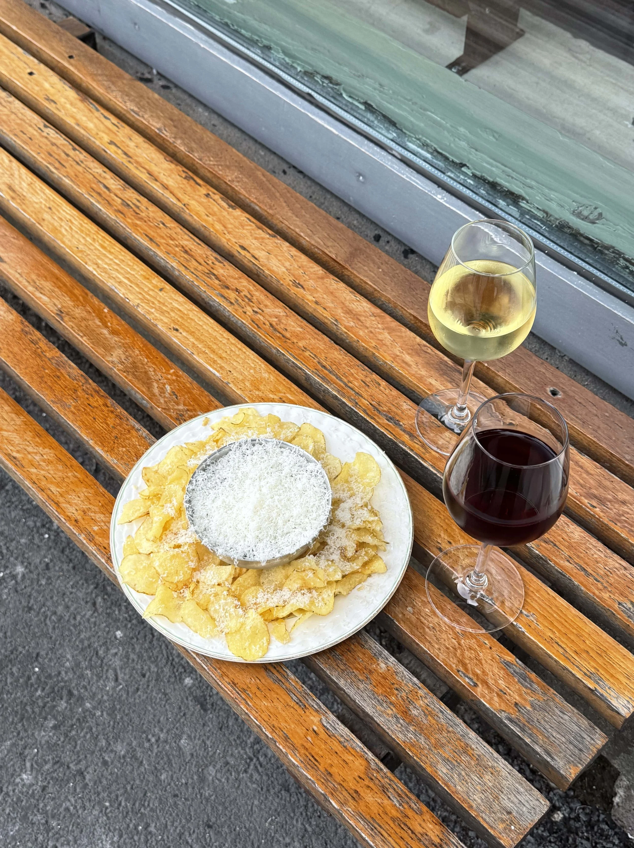 Chips royale, point noir og chardonnay.