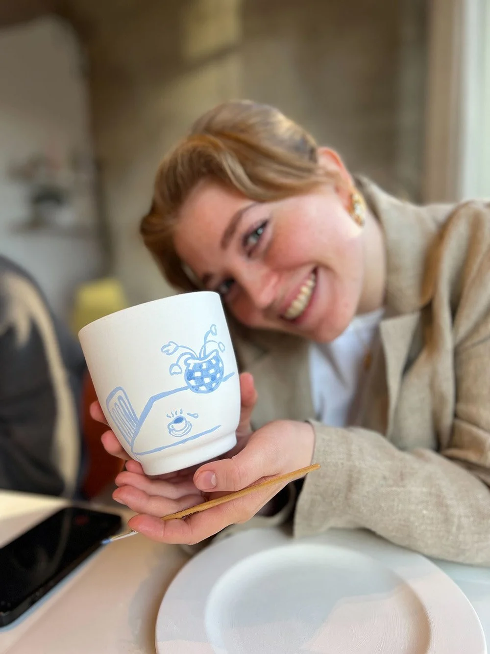 Paint on Pots: Mal på keramikk