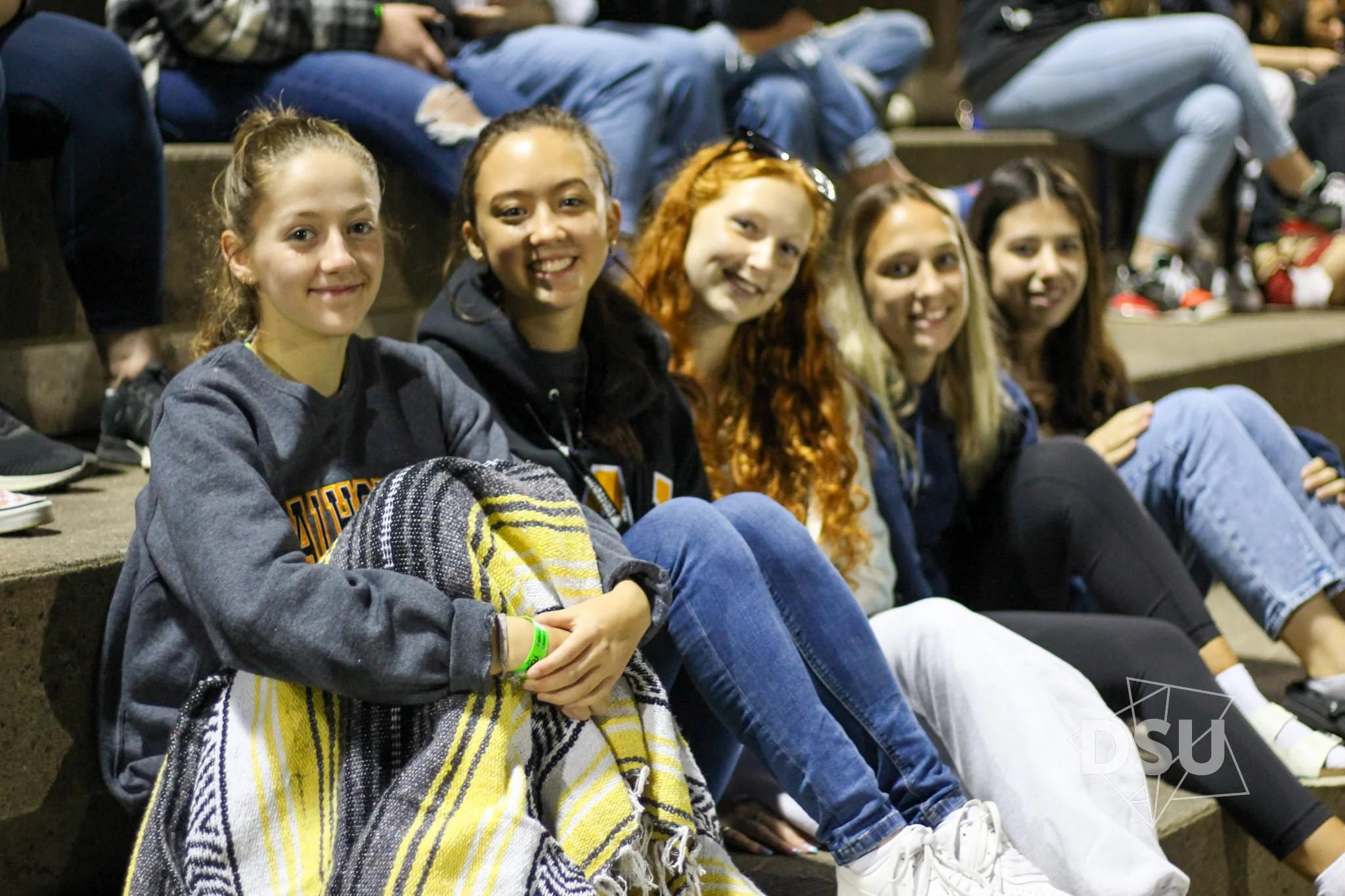 Community Meetings & Meals / Off-Campus Welcome
