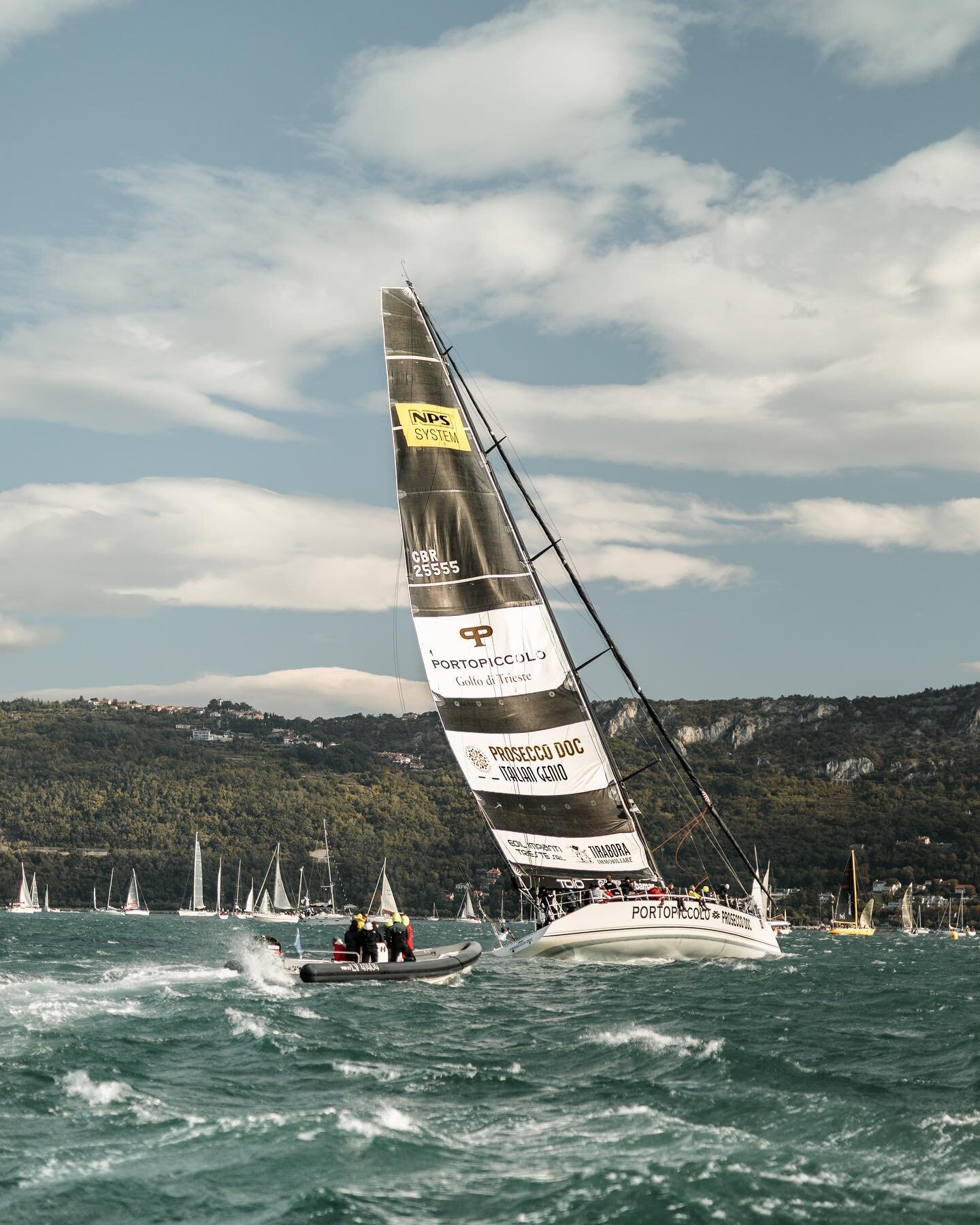Long time no see Instagram! 

Here is the Portopiccolo Prosecco DOC ⛵️ in action at Barcolana 53rd last year 
You won&rsquo;t believe how fast these things are unless you are on them.

⛵️⛵️⛵️

Few images from Barcolana 53rd shot last year for @car_vi