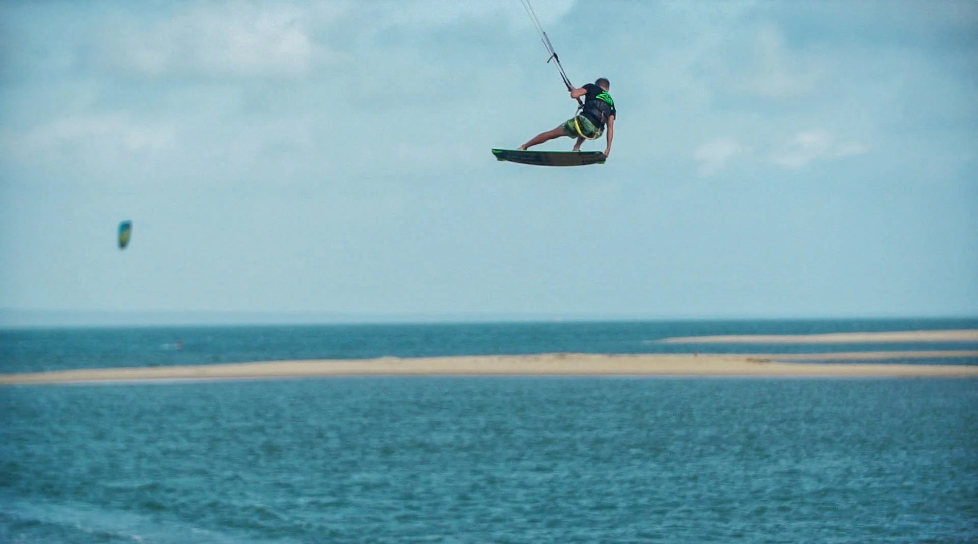 kitesurfing-sri-lanka-kalpitiya-lagoon.jpg