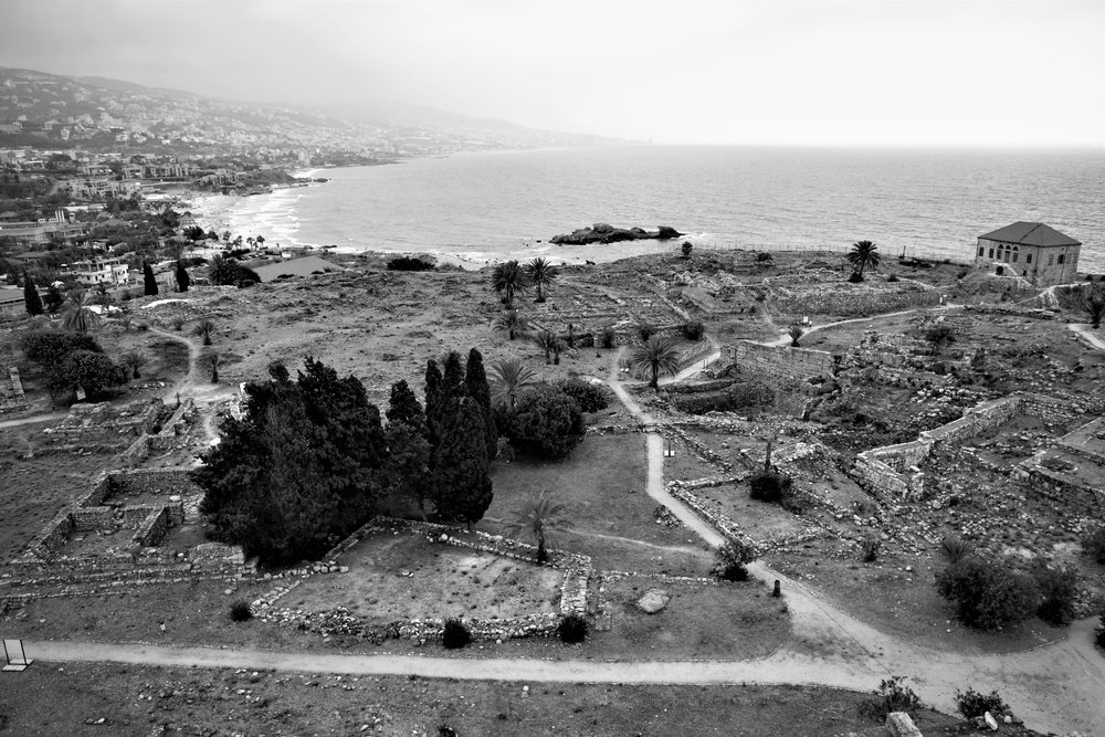  Ausblick von der Zitadelle in Byblos Richtung Süden. 