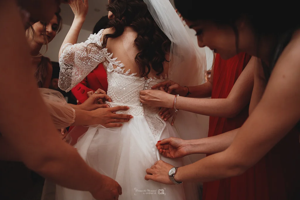Laura + Bogdan-1170_o.jpg