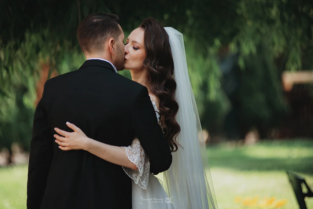 Laura + Bogdan-1408_o.jpg