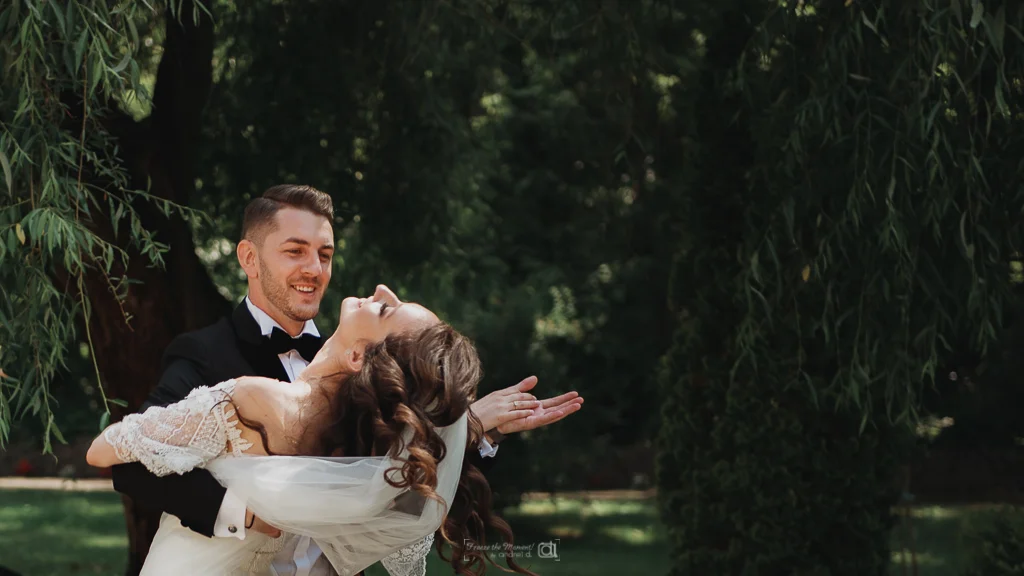 Laura + Bogdan-1411_o.jpg